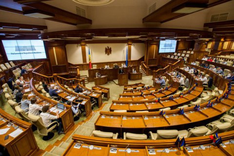 Парламент Молдови призначив вибори президента на 1 листопада