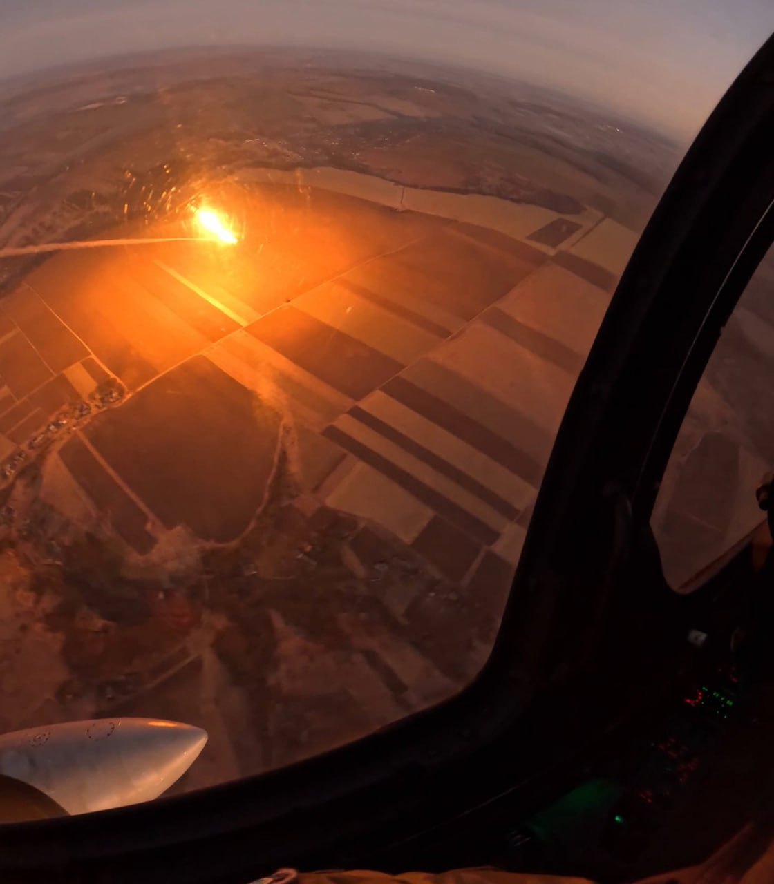 Кадр збиття російських крилатих ракет з кабіни винищувача Mirage-2000