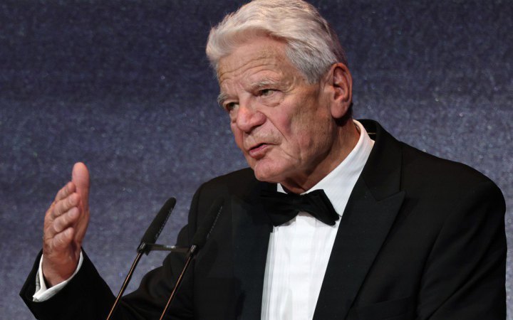 Експрезидент Німеччини назвав помилкою відмову Мерца надати Україні Taurus