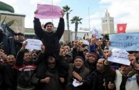 Поліція Тунісу заарештувала понад 400 учасників акцій протесту