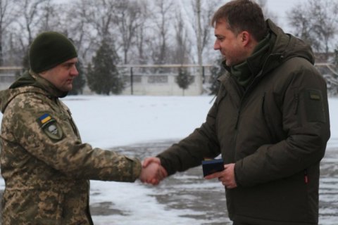 Міністр оборони Загороднюк відвідав Луганську область і привітав військових із Різдвом