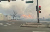 В Колорадо пожар разрушил сотни домов в течение нескольких часов 