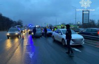 Патрульна поліція Києва повідомила про ускладнення руху на Столичному шосе