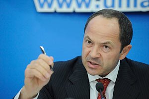 Тігіпко: Азаров залишиться прем'єром