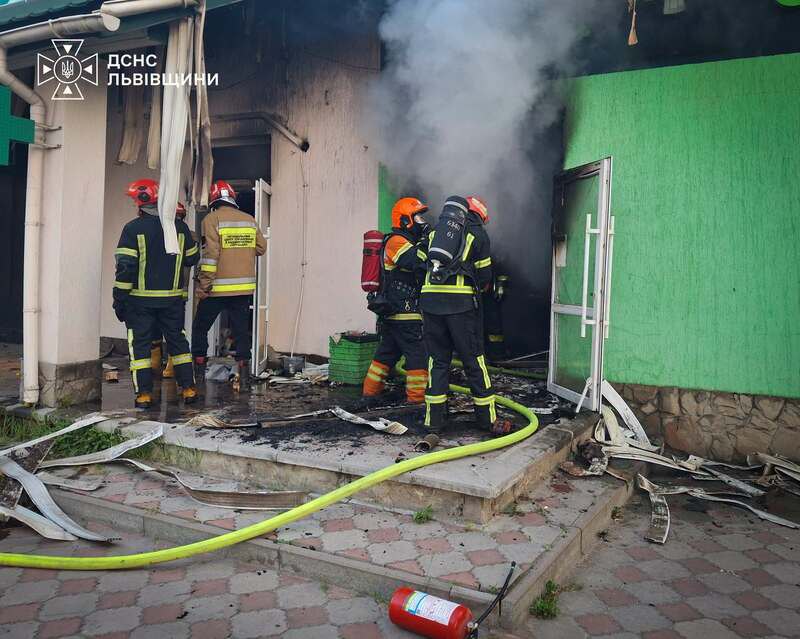 У Львові внаслідок пожежі в аптеці загинув чоловік