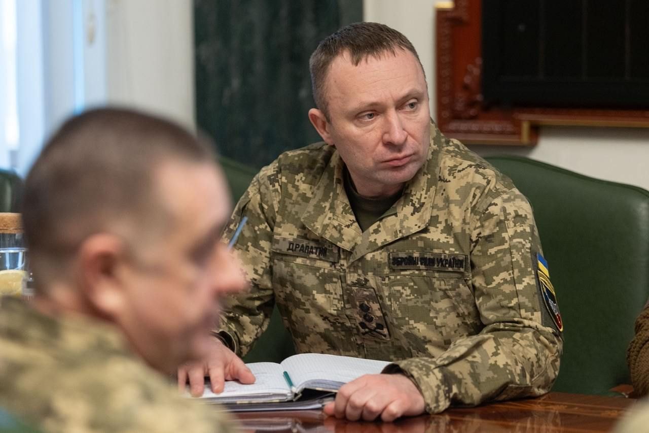 Михайло Драпатий під час зустрічі з президентом