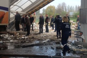 В результате взрыва на АЗС в Переяславе-Хмельницком погибли 4 человека (исправлено)