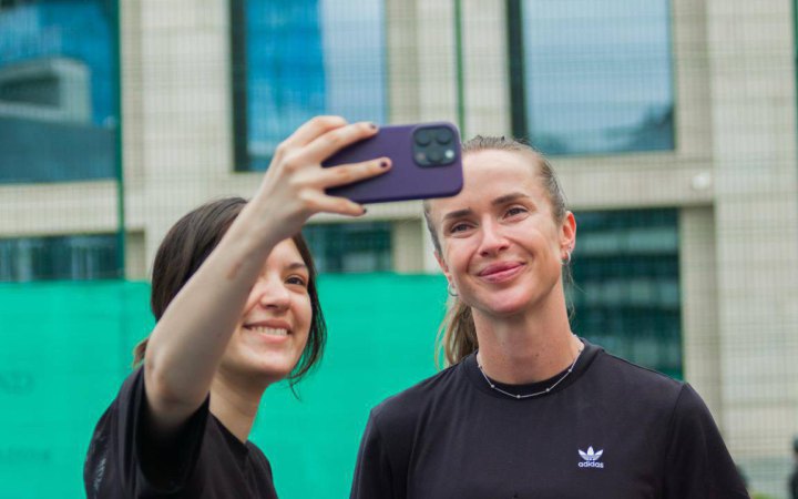 Світоліна зустрілась із дітьми, що повернулись з окупації та РФ