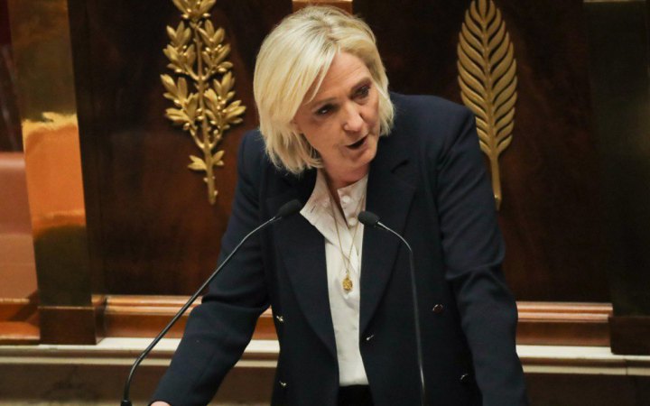 Марін Ле Пен і вісьмох євродепутатів визнали винними у розтраті грошей