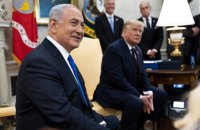 Трамп вимагає припинити суд над Нетаньягу