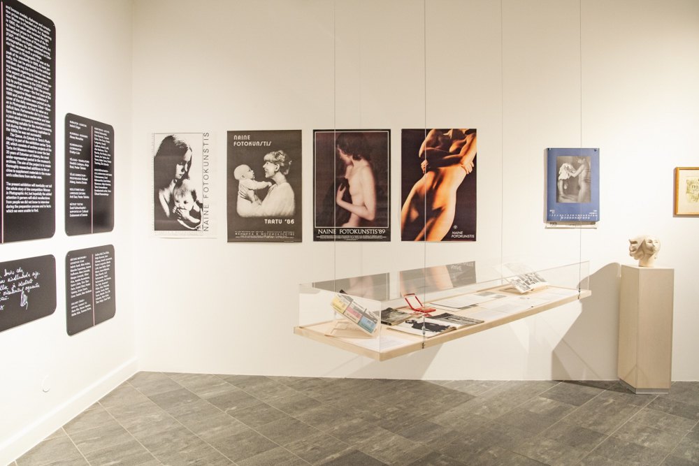 Виставка The Queue (2022), Tartu Art Museum, куратор Індрек Грігор, учасник симпозіуму «Аматорські фотоклуби в СРСР та
державах-сателітах у 1950-х–1980-х роках». 