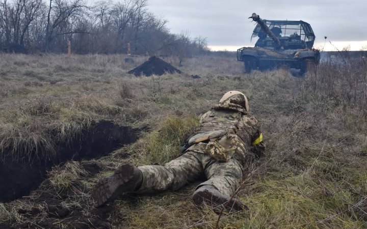 Головне за понеділок, 13 січня: понад 90 боєзіткнень, оборона Покровська, обмін запрошеннями між Зеленським та Фіцо 