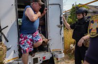 За тиждень з херсонського мікрорайону Корабел було вивезено 1411 людей