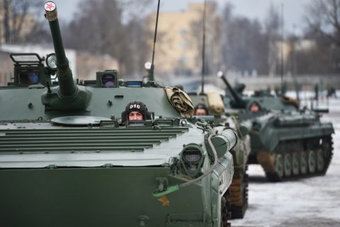 В районе Счастья уничтожены два танка и несколько грузовиков РФ, – штаб Сухопутных войск