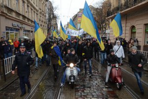 Львовскую активисту, которая отправляла людей в Киев, вызывали на допрос