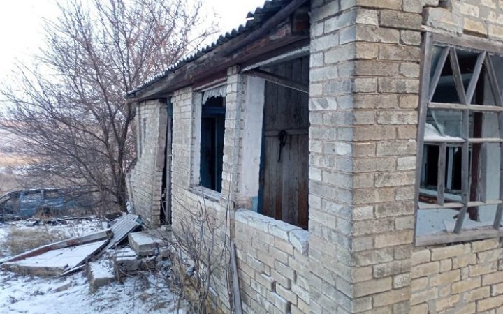 На Донеччині внаслідок російських обстрілів пошкоджені будинки, поранено двох цивільних