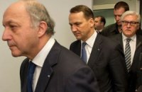 Германия, Польша и Франция готовы помочь Яценюку в реформах 