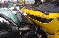 В ДТП в Мариуполе пострадали 8 человек, один погиб