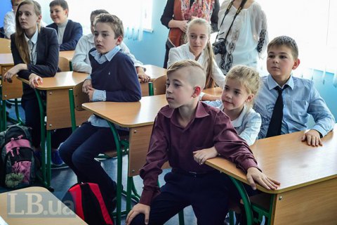 Киевские школы с понедельника снова заработают