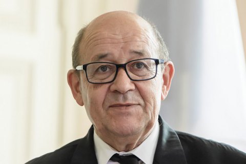 Зеленський обговорив з головою МЗС Франції  Ле Дріаном ситуацію на Донбасі 