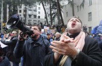У столиці Грузії сталися сутички біля парламенту