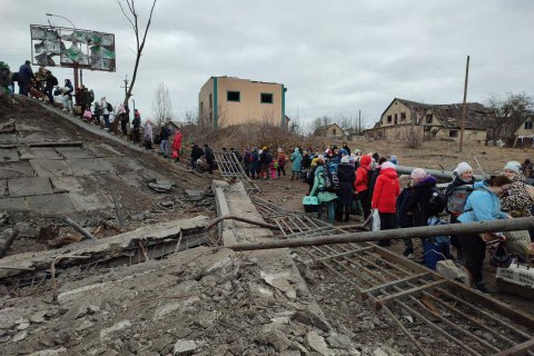 В Ирпене при обстреле россиянами эвакуационного пути погибли восемь мирных жителей, в том числе дети