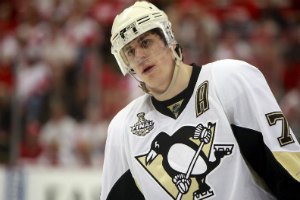 НХЛ: Малкин принес "Пингвинам" победу в матче против "Эдмонтона"