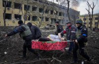 ​Російські окупанти обстріляли в Маріуполі пологовий і дитячу лікарню (оновлено)