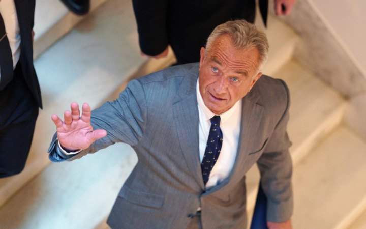 У США адміністрація Трампа скасовує програми охорони здоров'я матері та дитини