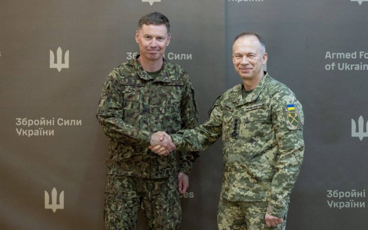 Сирський обговорив потреби ЗСУ на фронті із командувачем Збройних сил Латвії