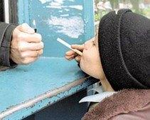 В Днепропетровской области детям продают алкоголь и сигареты