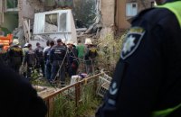 У Дрогобичі затримали двох комунальників через обвал будинку