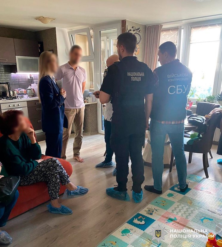 Адвокату і колишньому посадовцю підприємства МО оголосили підозру