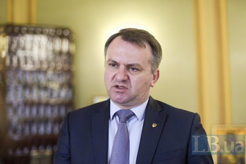 Экс-губернатор Львовской области считает, что "мусорное" расследование надо начинать "из кабинета Садового"