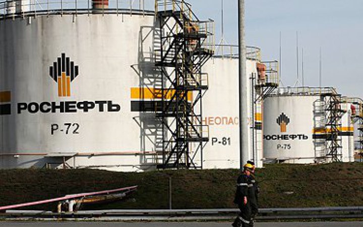 Reuters: у Росії переповнюються нафтосховища через санкції США та ЄС 