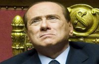 Берлускони урежет зарплату итальянским политикам
