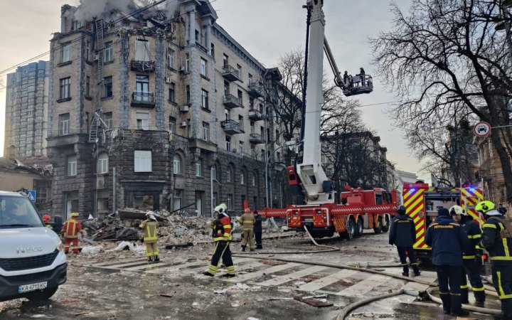 Головне за ніч та ранок середи, 1 січня: атака дронів на Київ та Київщину, понад 190 зіткнень, зупинка транзиту російського газу