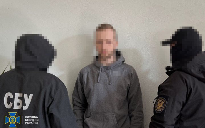 СБУ заявила про викриття агентурної групи, яка коригувала обстріли Києва та проводила диверсії на Одещині