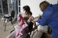 В Украине за сутки обнаружили 5,5 тыс. случаев ковида, вакцинировали более 131 тыс. человек