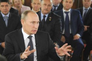 Путин обещает России "общенациональную психотерапию"