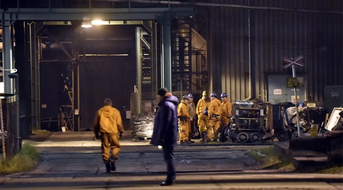 Рятувальники на шахті, де стався вибух метану