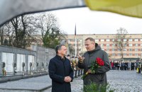 В Україну прибув міністр закордонних справ Нідерландів