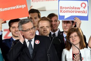 Коморовський є лідером напередодні другого туру президентських виборів