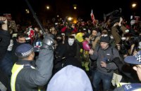 В Лондоне радикалы в масках Гая Фокcа устроили беспорядки