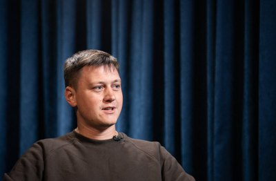 Артур Дронь: «Я хочу повернути погляд на війну від статистичного та політичного виміру до особистого і людського» 