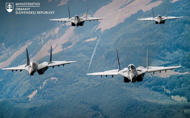 Словаччина припинила розслідування щодо передачі Україні винищувачів МіГ