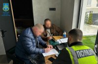 На Одещині голова ВЛК отримав підозру у продажі довідок про “непридатність”