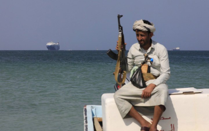 Хусити атакували українське судно під прапором Палау в Аравійському морі, 1 моряк отримав поранення
