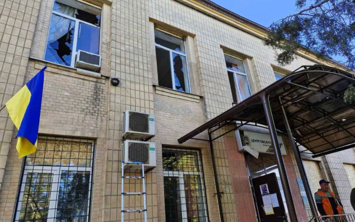 Окупанти пошкодили будівлю податкової на Харківщині