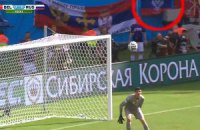 Росіяни вивісили "прапор" ДНР на матчі ЧС проти Бельгії